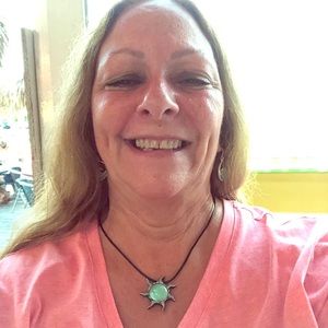 Meet your Posher, Michele